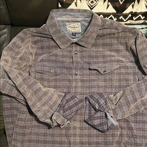 Men's Casual Button Down Shirt - Gray Plaid